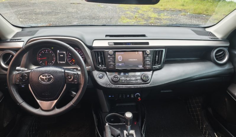 
								Toyota RAV4 2018 full									