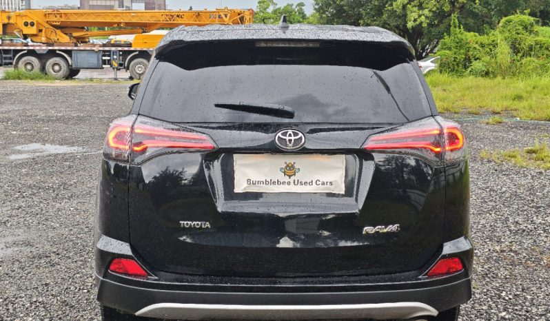 
								Toyota RAV4 2018 full									