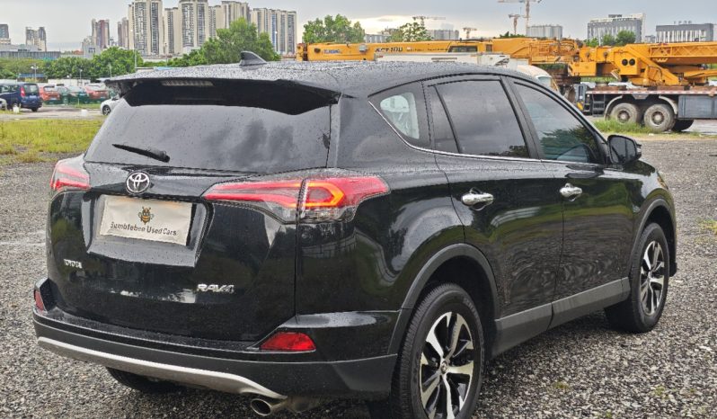 
								Toyota RAV4 2018 full									