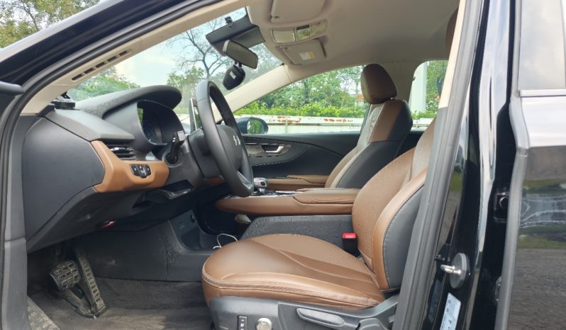 
								HongQi E-QM5 2021 full									